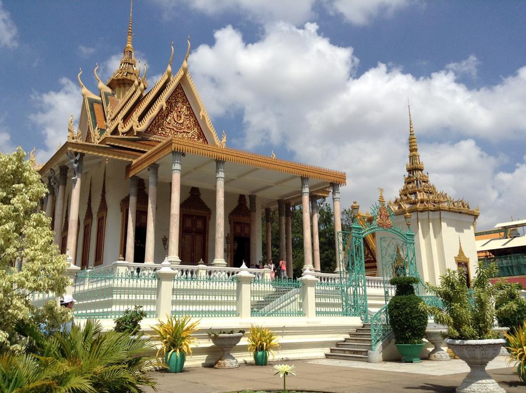 Ostello The Happy House Phnom Penh Esterno foto